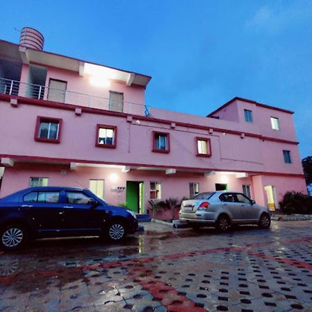 Hotel Aiims Nagar Rest House Bhubaneswar Extérieur photo